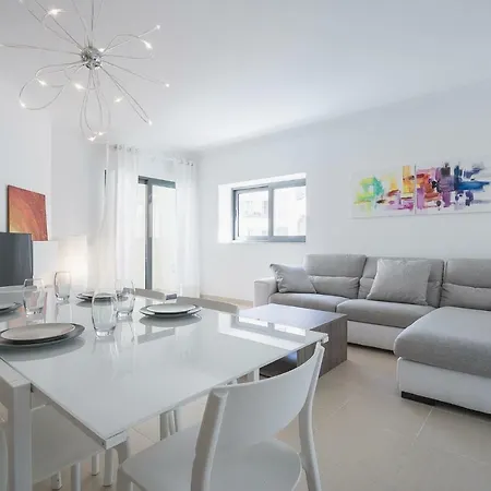 アパート Modern 2br With Pool *